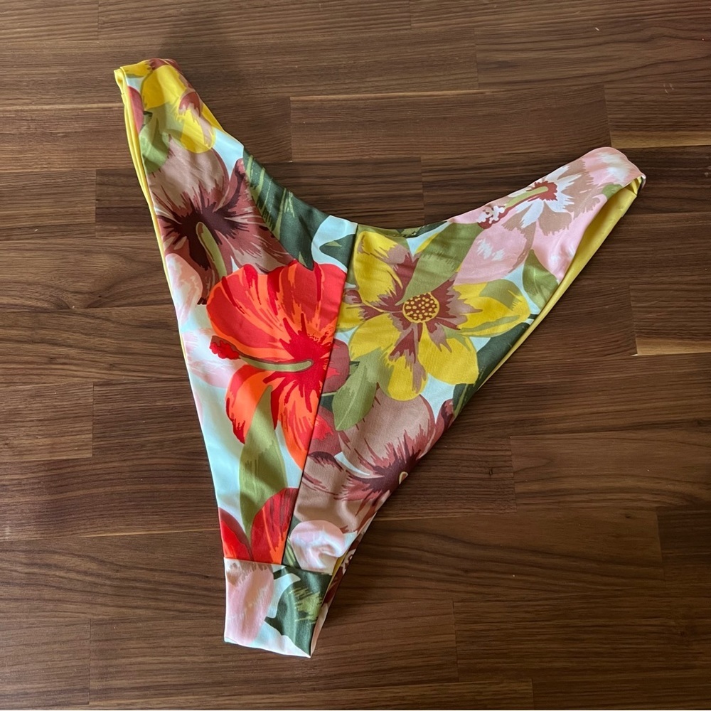 NWT Aerie Super High Cut Cheekiest Brazilian Swimsuit Bikini bottom, XXL - Picture 5 of 7